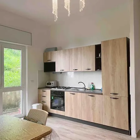 Bilocale A 100 Metri Dal Mare Apartmán *